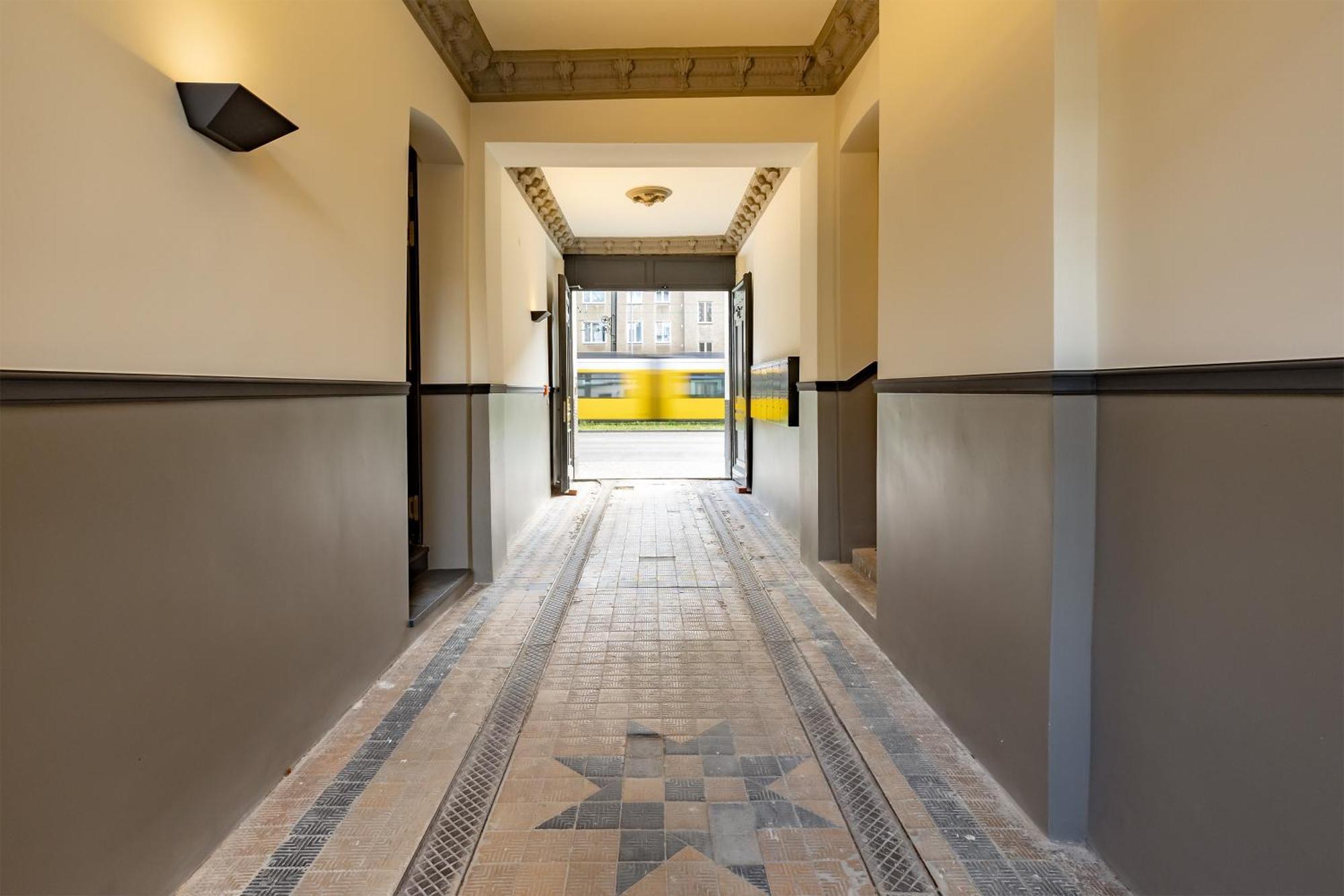 Coolest In Berlin, Easy Check-in, Big & Cozy, Near Center - Especially For Groups!