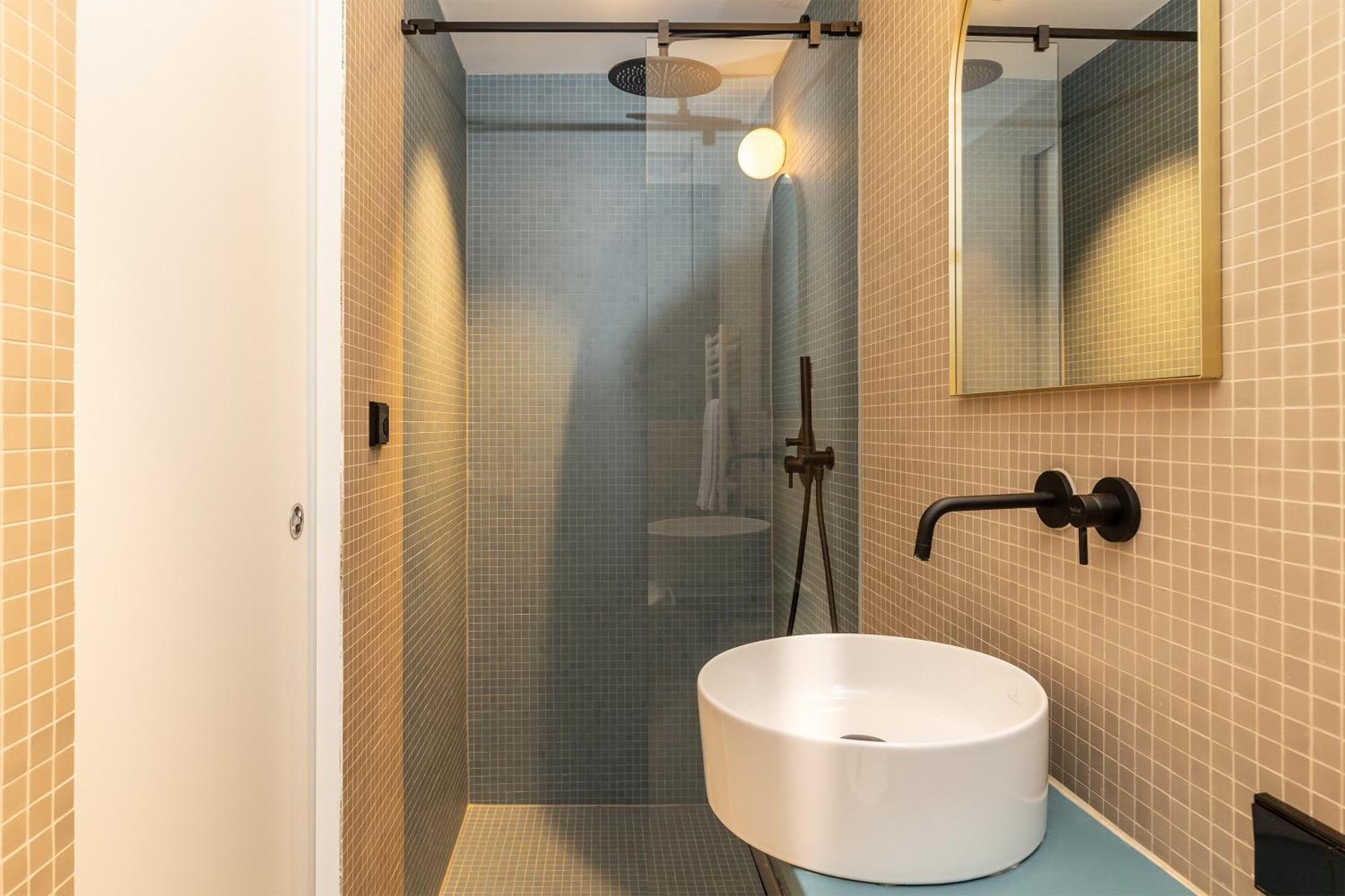 Coolest In Berlin, Easy Check-in, Big & Cozy, Near Center - Especially For Groups! * Berlijn