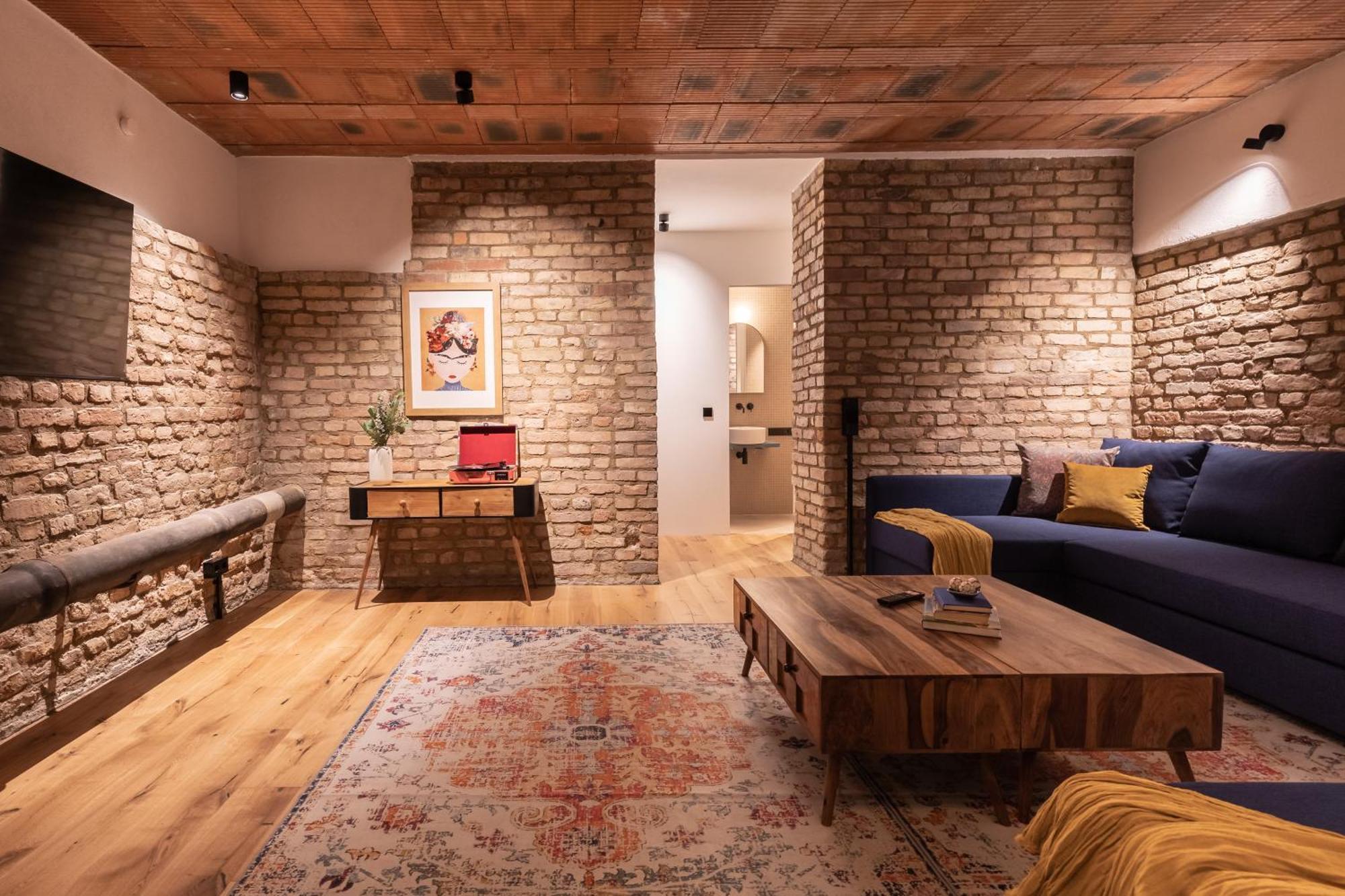 Coolest In Berlin, Easy Check-in, Big & Cozy, Near Center - Especially For Groups! Appartement